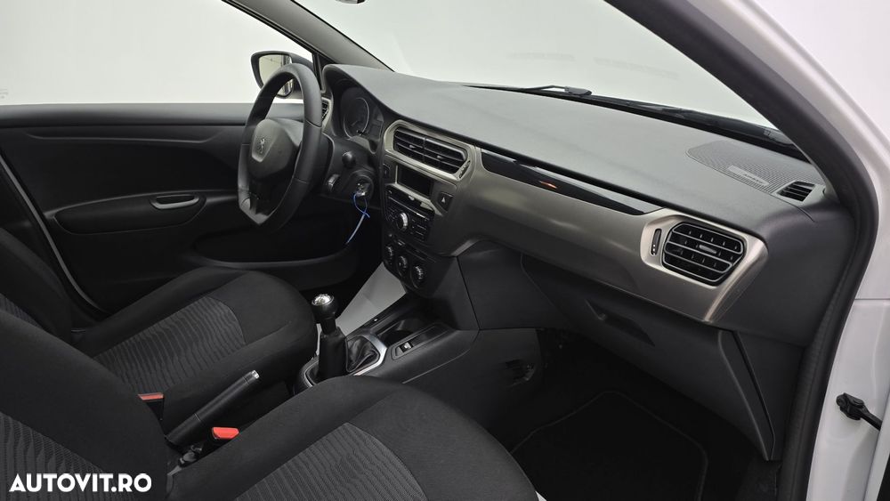 Peugeot 301 1.6 BlueHDI FAP Active - 20