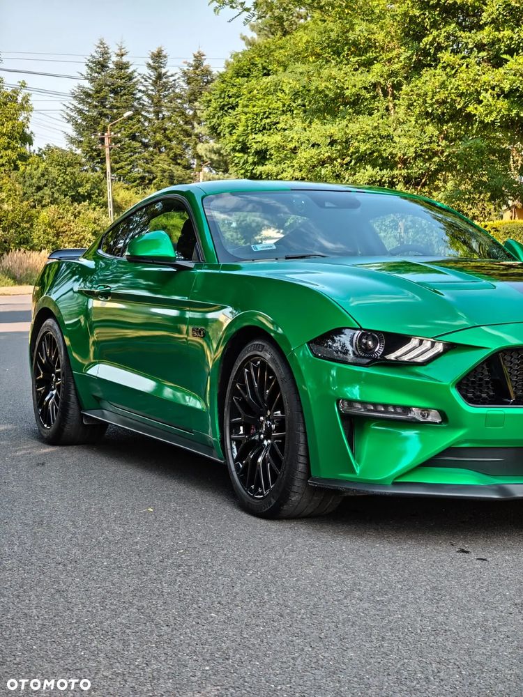 Ford Mustang - 4