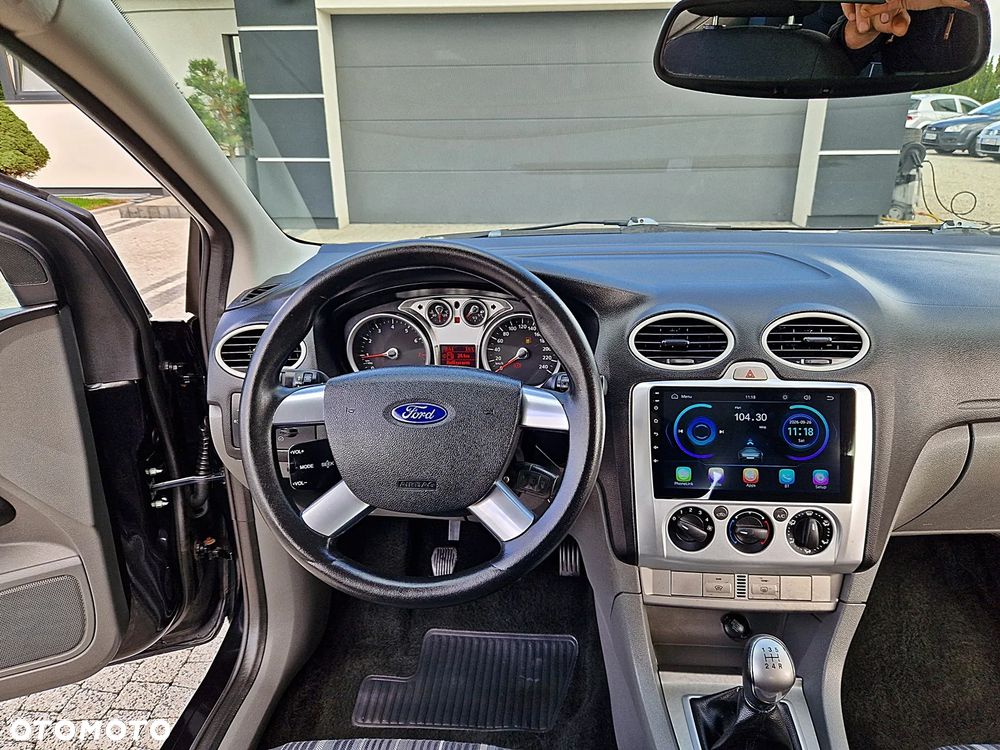 Ford Focus 1.6 16V Titanium - 9