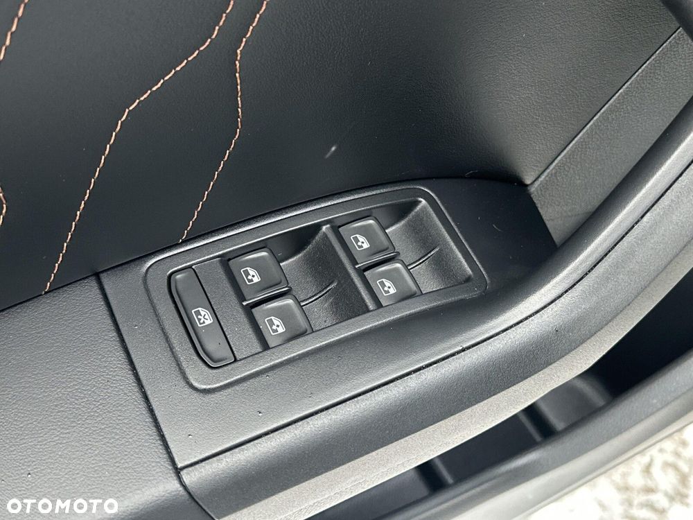 Cupra Ateca 2.0 TSI 4Drive VZ DSG - 32