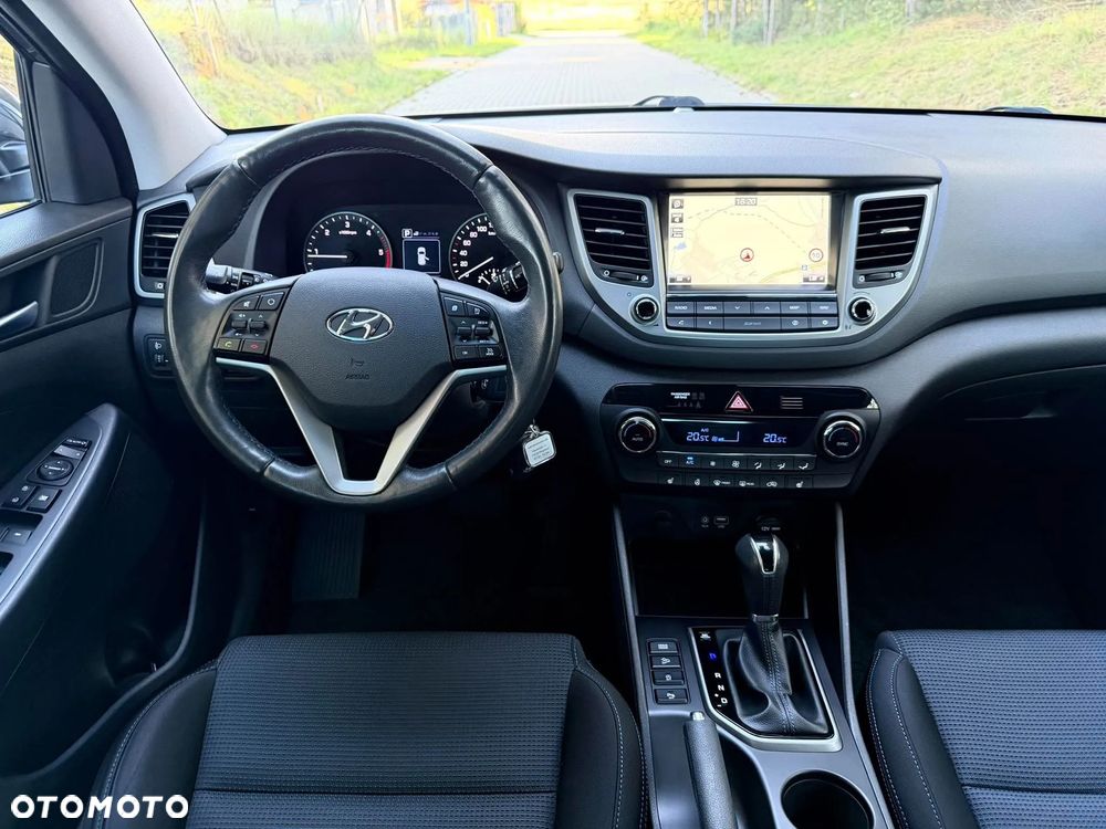 Hyundai Tucson blue 1.7 CRDi 2WD DCT Premium - 19