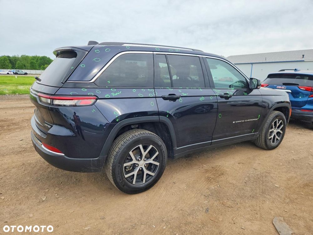 Jeep Grand Cherokee - 3