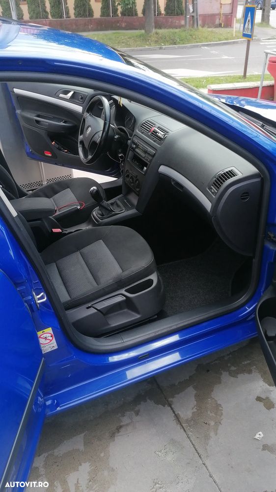 Skoda Octavia - 2