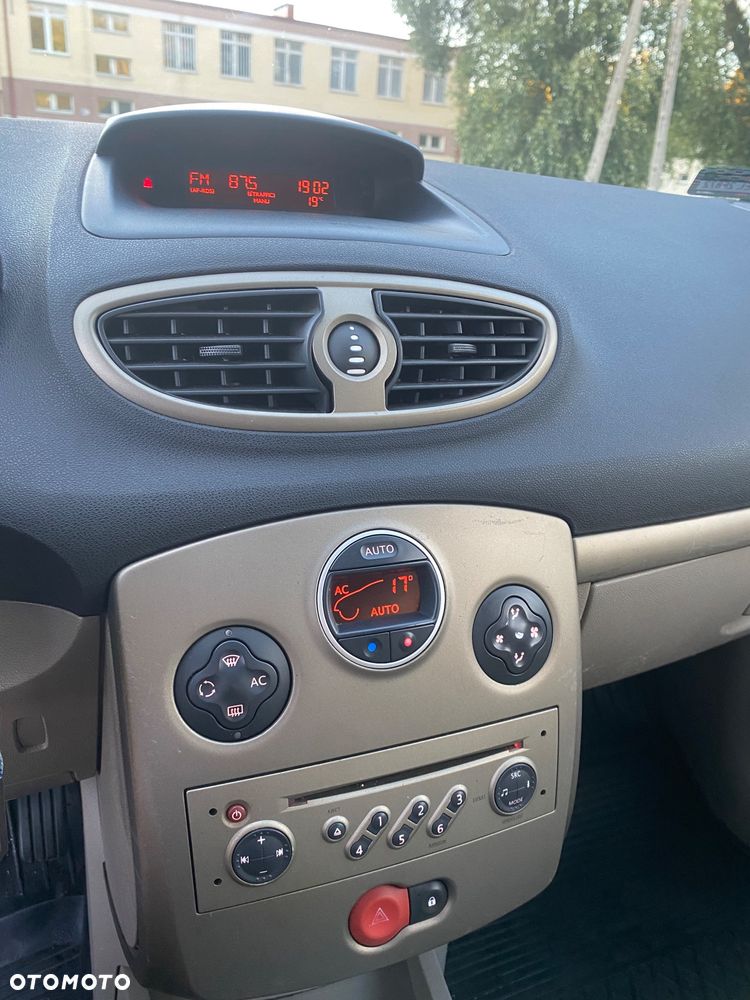 Renault Clio 1.5 dCi Extreme - 10