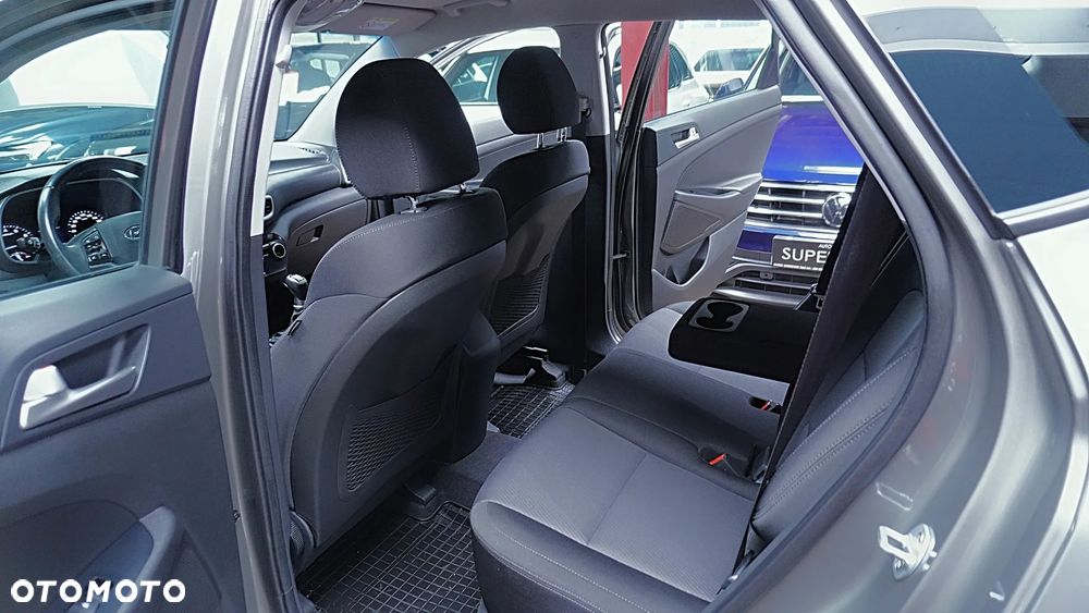 Hyundai Tucson 1.6 GDI BlueDrive Classic 2WD - 17