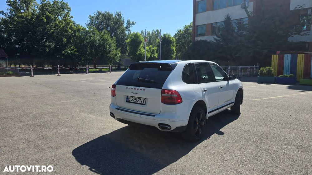Porsche Cayenne Tiptronic S - 3