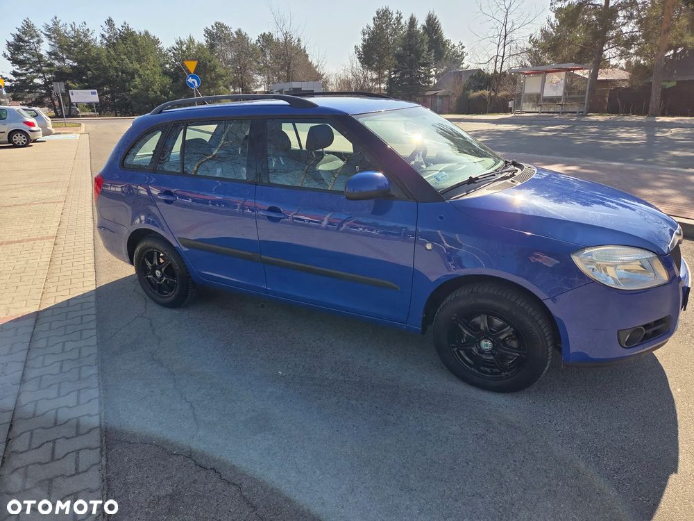 Skoda Fabia 1.4 16V Ambiente - 3