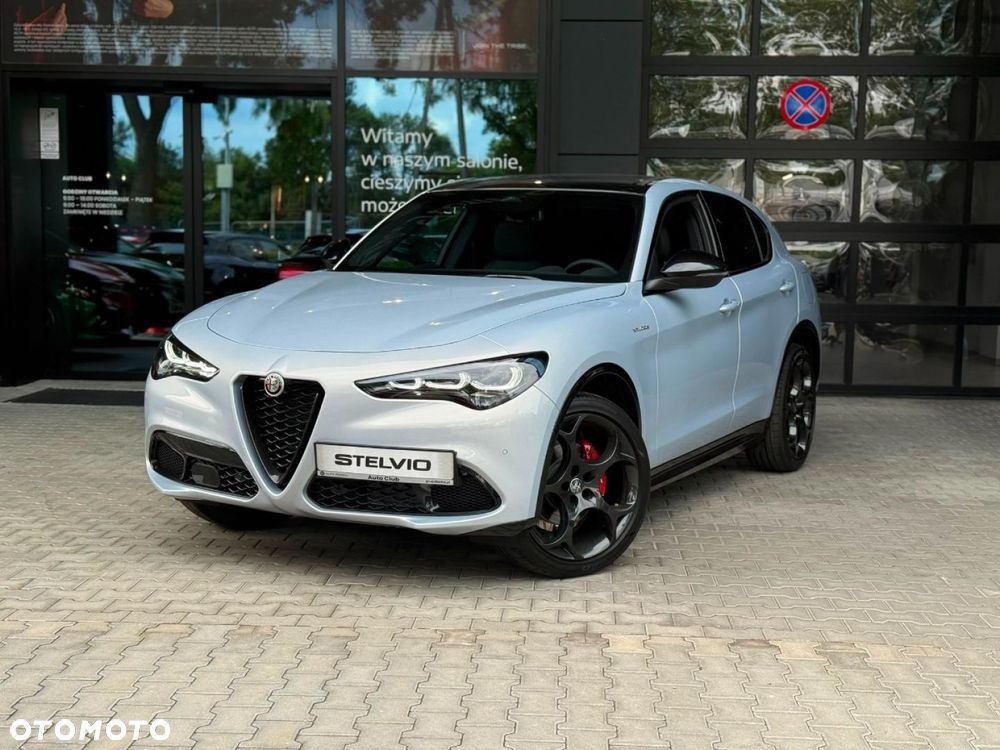 Alfa Romeo Stelvio - 2