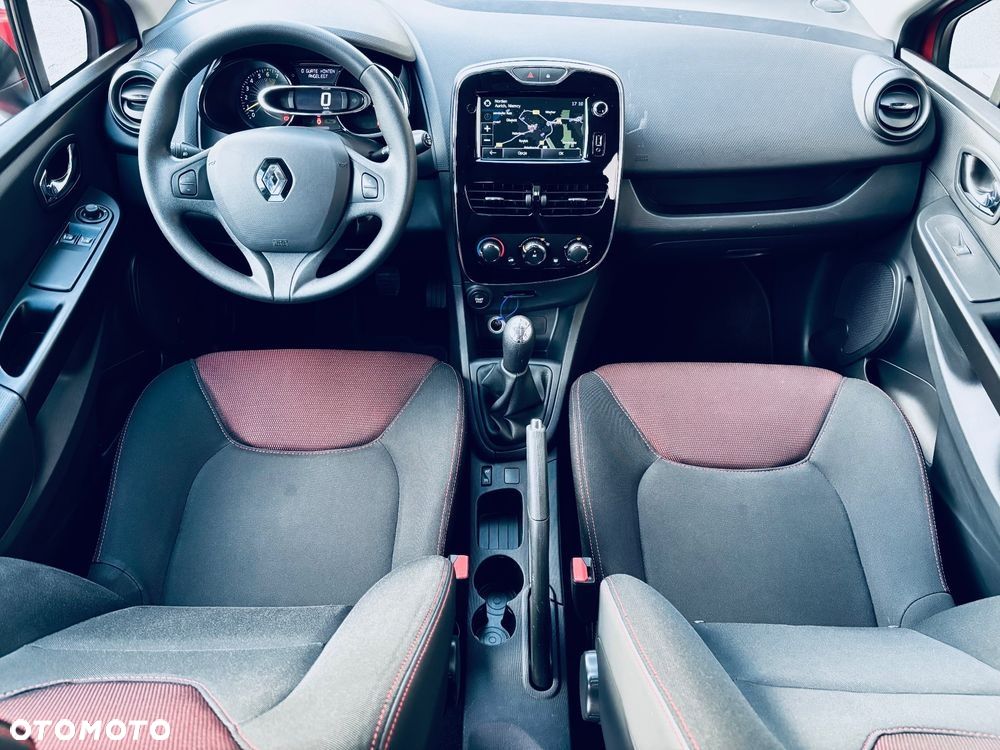 Renault Clio - 19