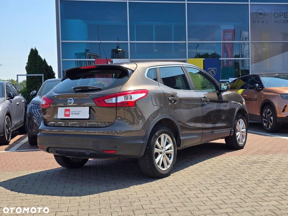 Nissan Qashqai 1.2 DIG-T Acenta EU6 - 6