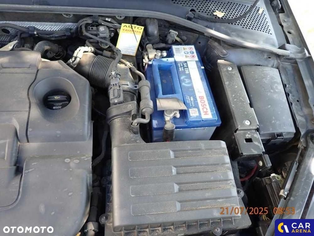 Volkswagen Golf - 30