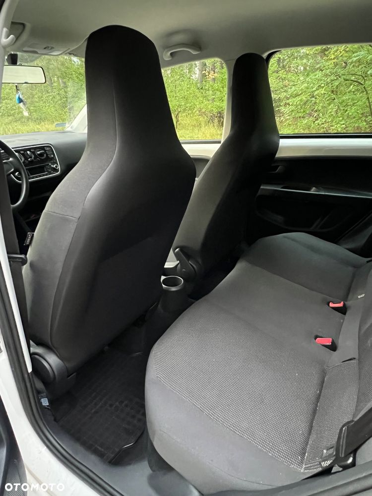 Volkswagen up! - 8