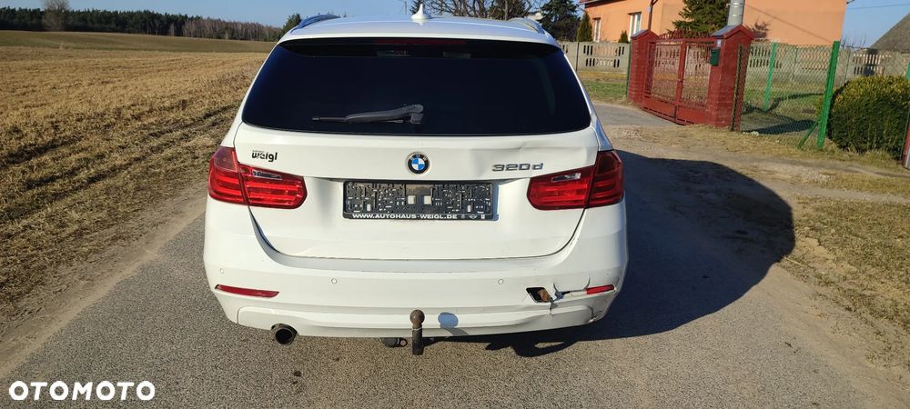 BMW Seria 3 320d - 5