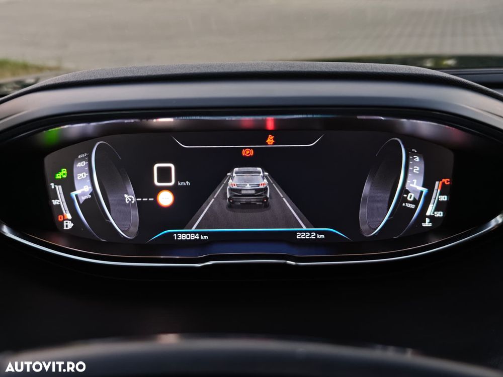 Peugeot 3008 1.2 PureTech Turbo S&S Allure - 8