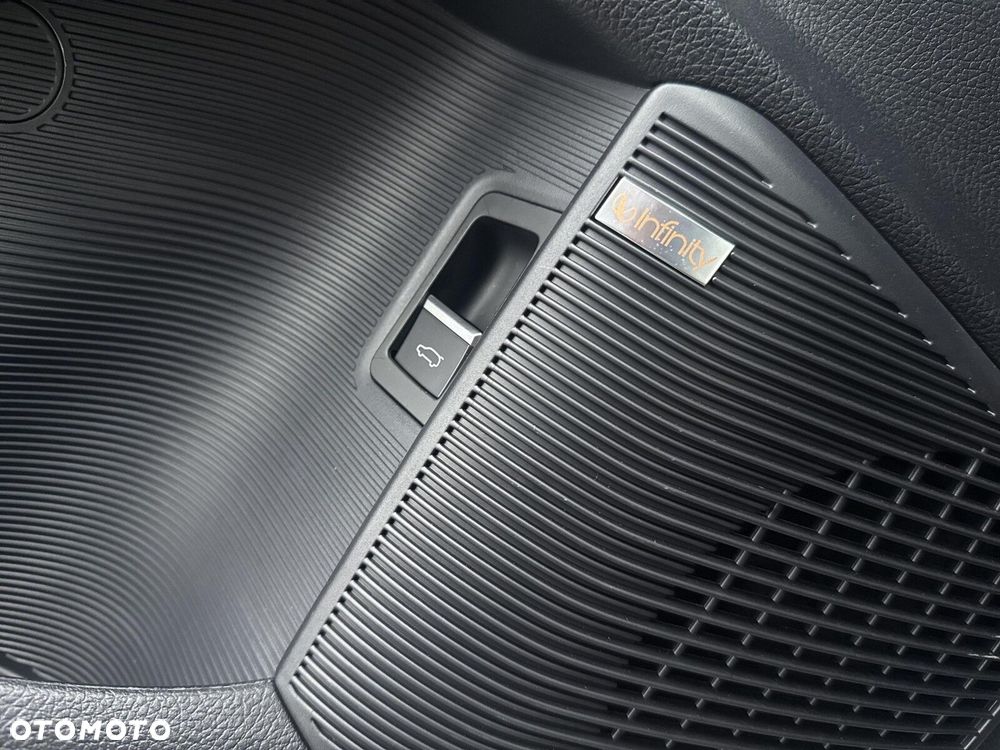 BYD Seal U - 10