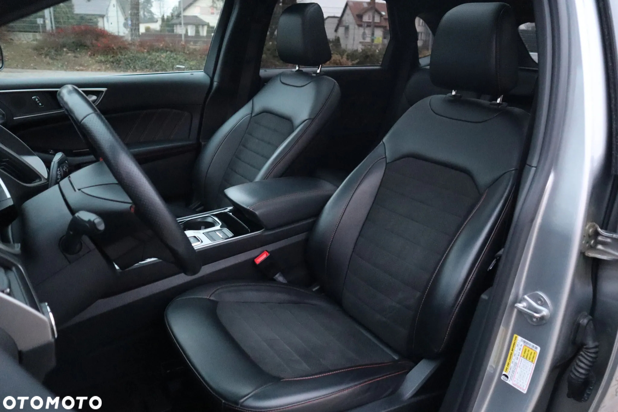 Ford Edge - 13