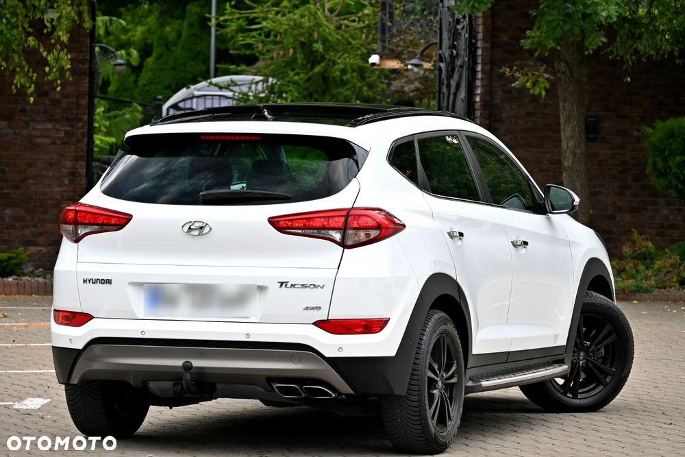 Hyundai Tucson 2.0 CRDi 4WD Automatik 25 Jahre - 14