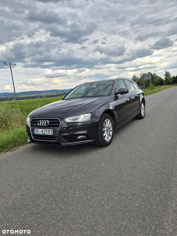 Audi A4 Avant 2.0 TDI DPF clean diesel quattro S tronic Attraction - 1