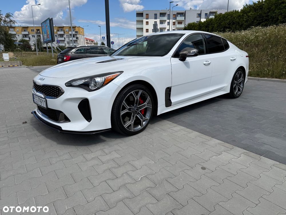 Kia Stinger 2.0 T-GDI GT Line - 1