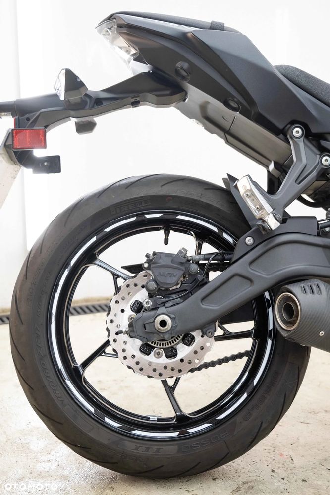 Kawasaki Z 650 - 34