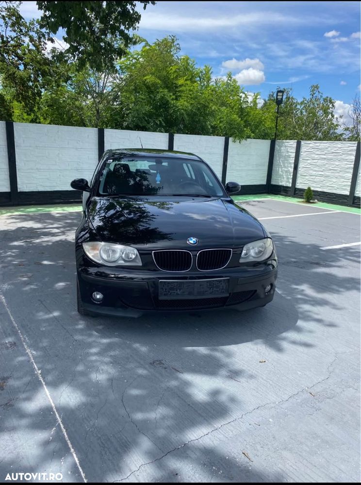 BMW Seria 1 116i - 1
