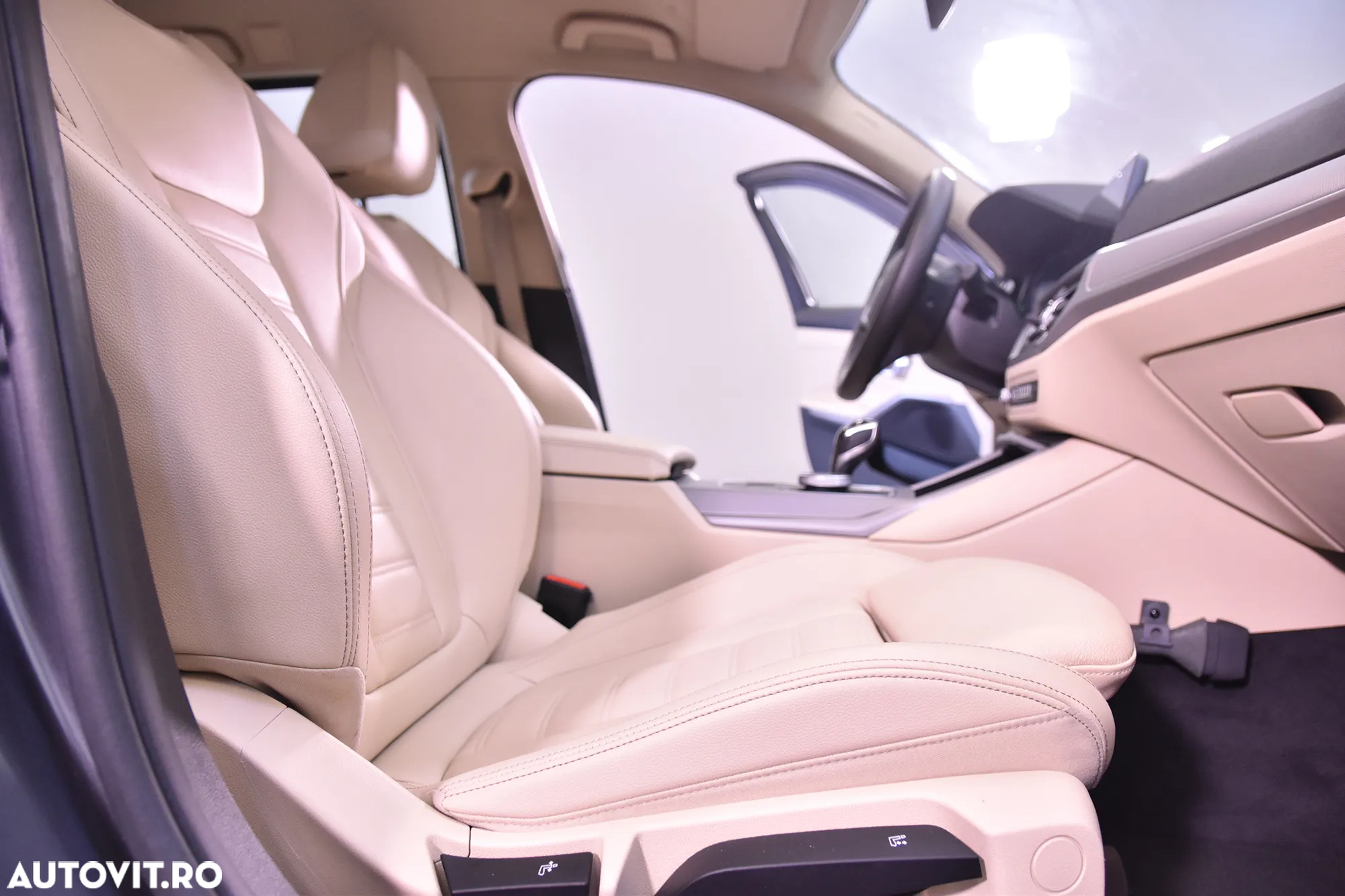 BMW Seria 3 330e xDrive AT PHEV - 11
