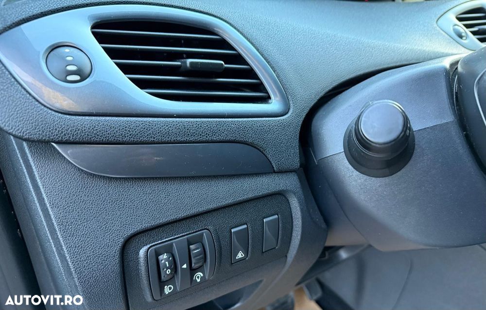 Renault Grand Scenic Energy dCi 110 Start & Stop Expression - 21