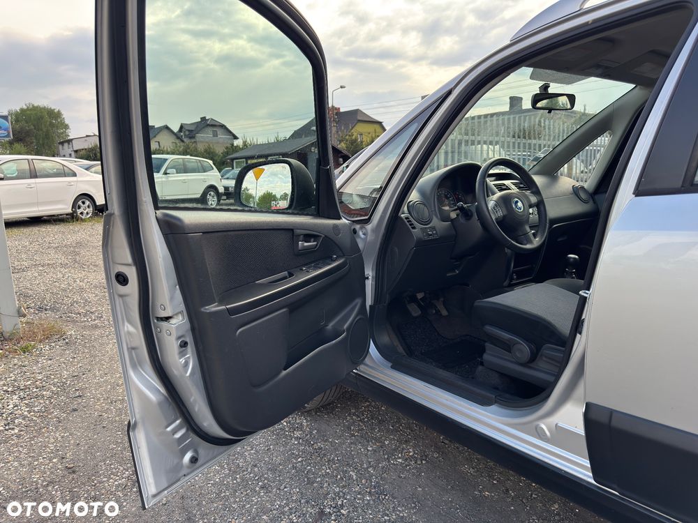 Fiat Sedici 1.9 Multijet DPF 4x4 Emotion - 14