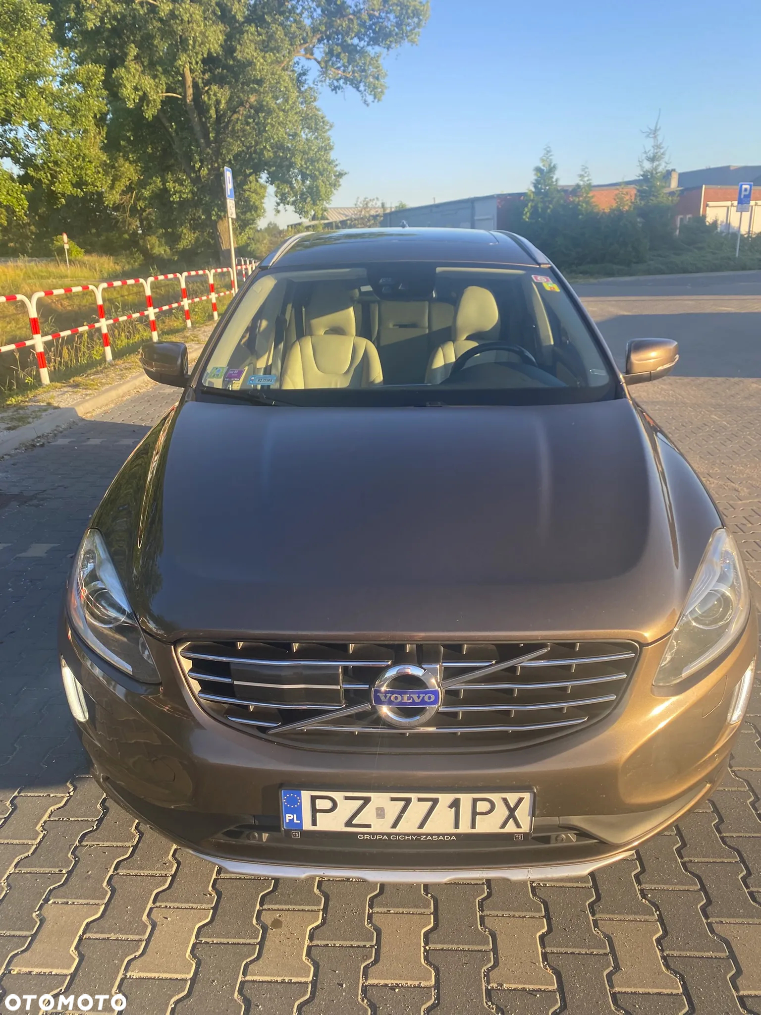Volvo XC 60 D5 AWD Summum - 4