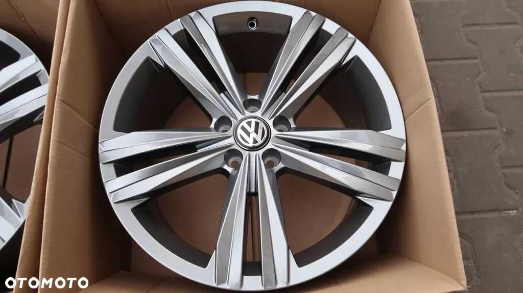 FELGI VW TOUAREG TIGUAN ATLAS 19'' R-LINE - 4