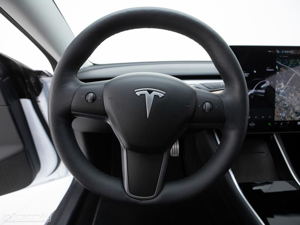 Tesla Model 3 Performance Dual Motor AWD - 18