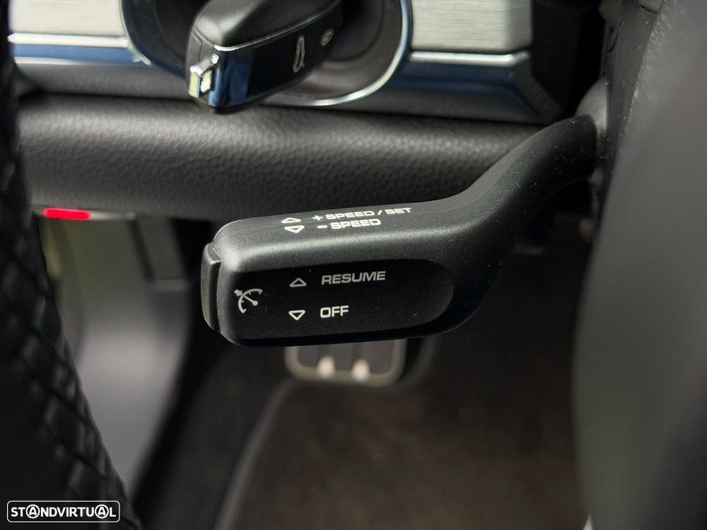 Porsche Panamera Standard - 34