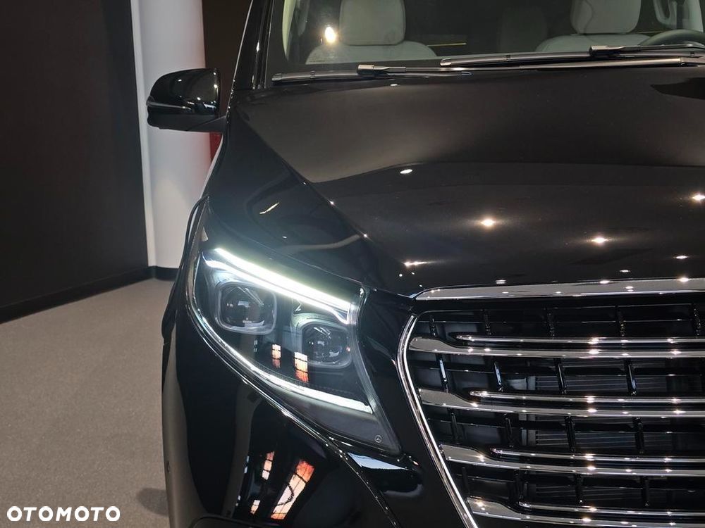 Mercedes-Benz Klasa V 300 d 4-Matic 9G-Tronic Exclusive (d³ugi) - 26