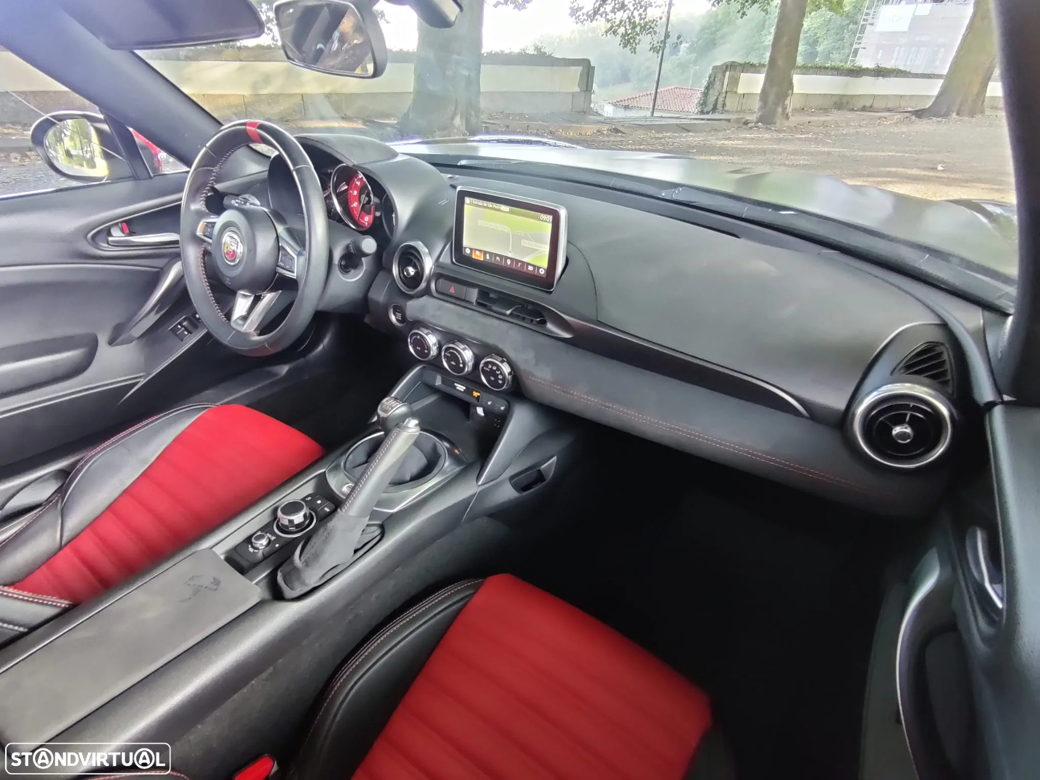 Abarth 124 Spider 1.4 MultiAir Turbo - 17