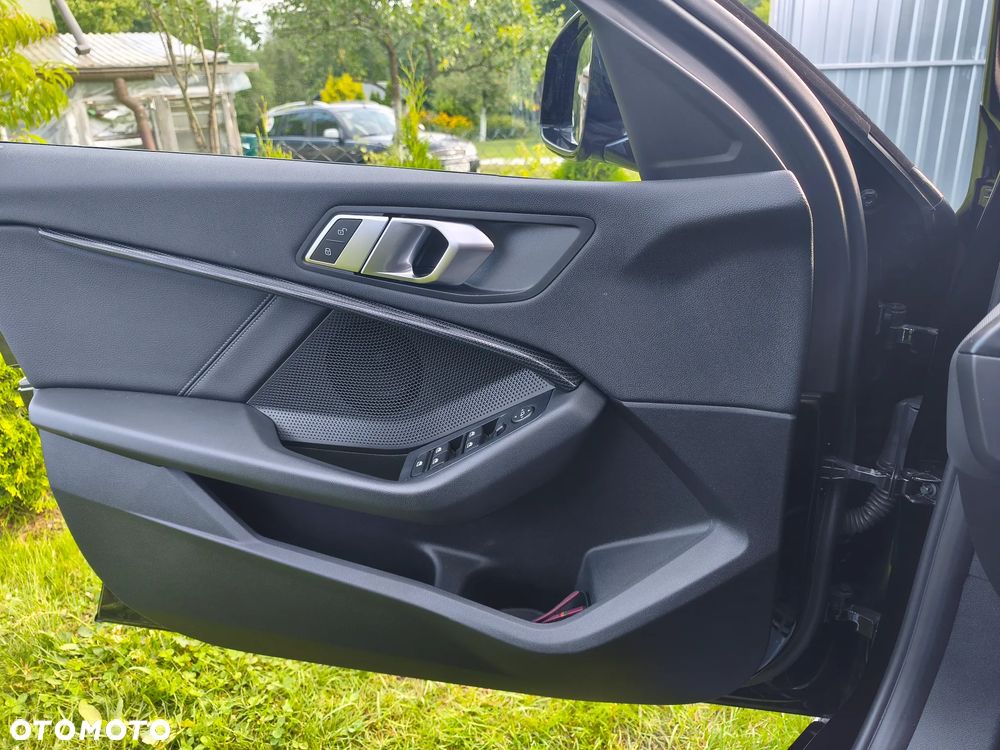 BMW Seria 1 120i Sport Line sport - 12