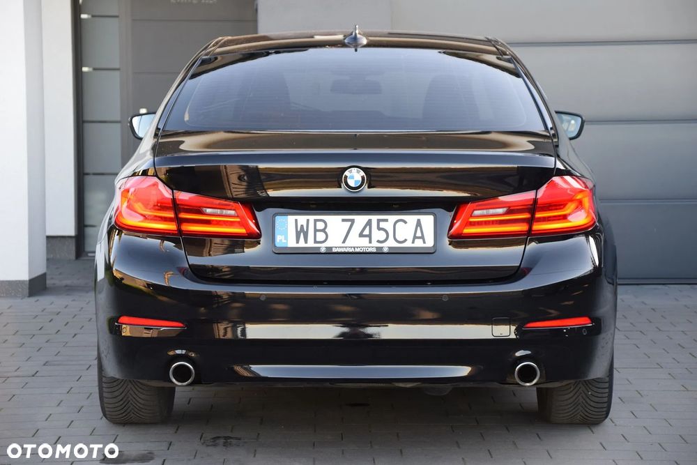 BMW Seria 5 518d - 6