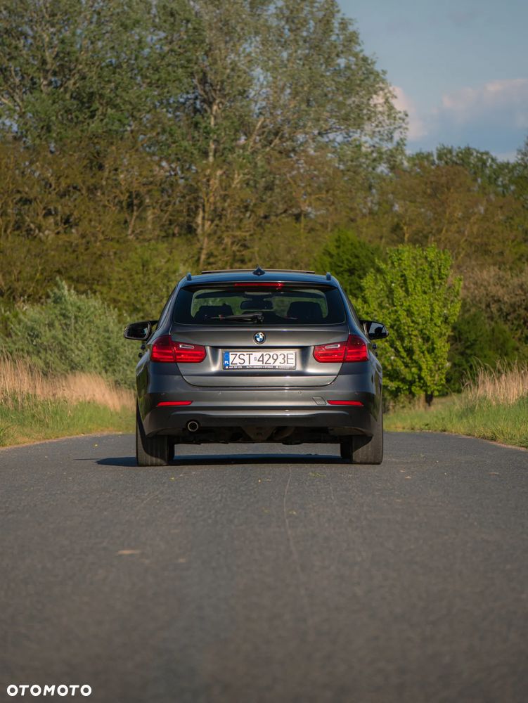 BMW Seria 3 318d - 5