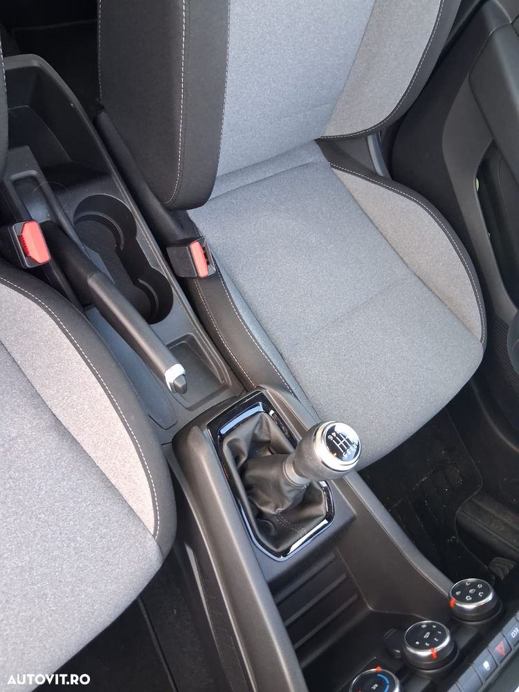 Renault Clio V TCe 90 Evolution - 19