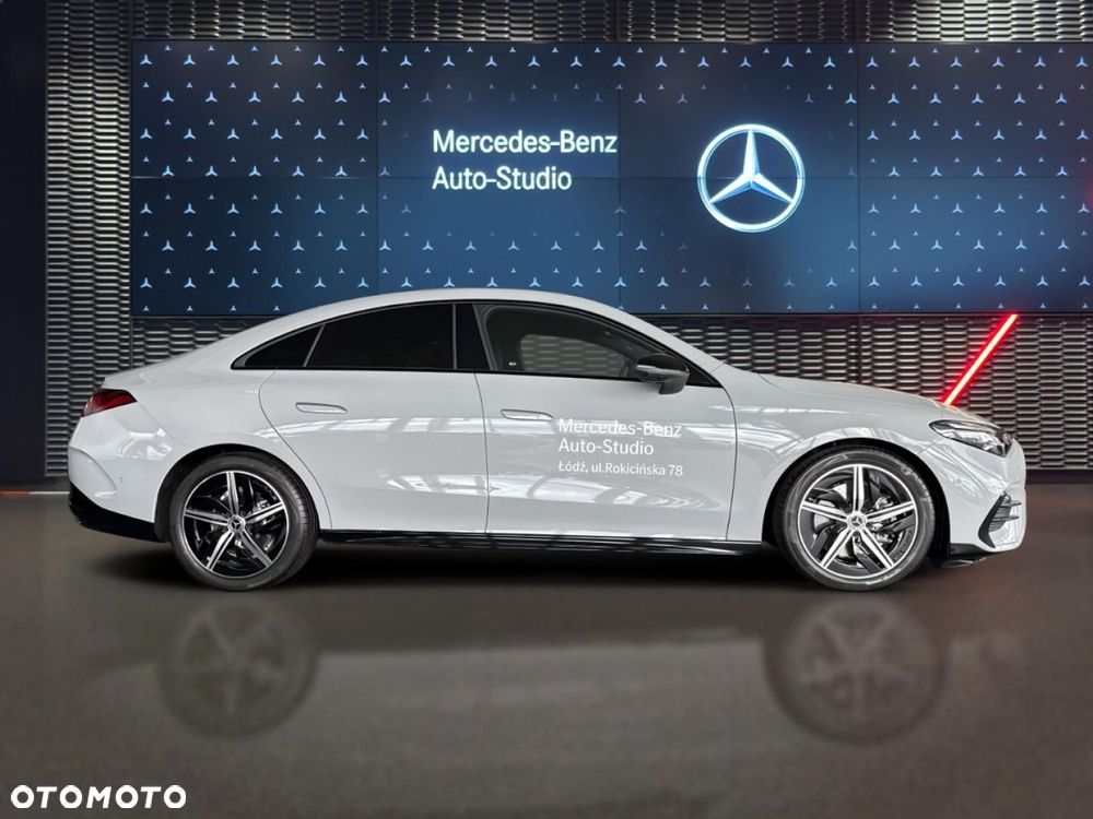 Mercedes-Benz CLA - 4