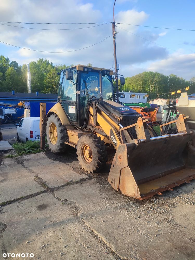 Caterpillar 428E - 1