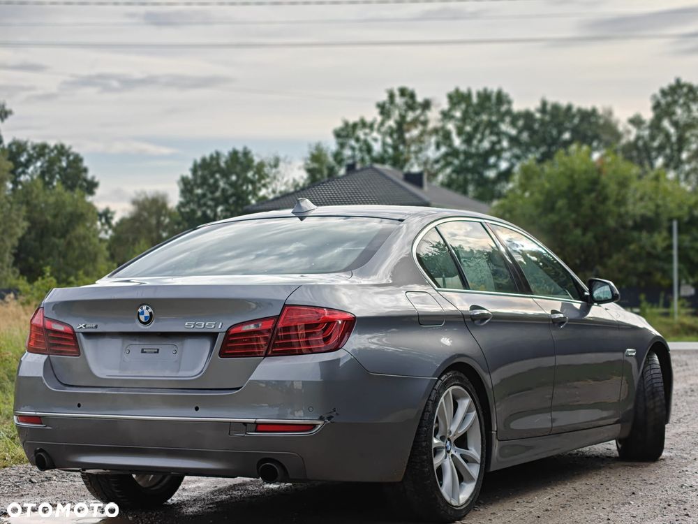 BMW Seria 5 535i xDrive Luxury Line - 2