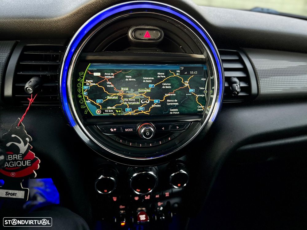 MINI 5 Portas Cooper D - 11