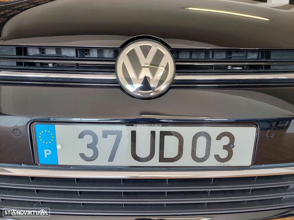 VW Golf 1.6 TDI Confortline - 5