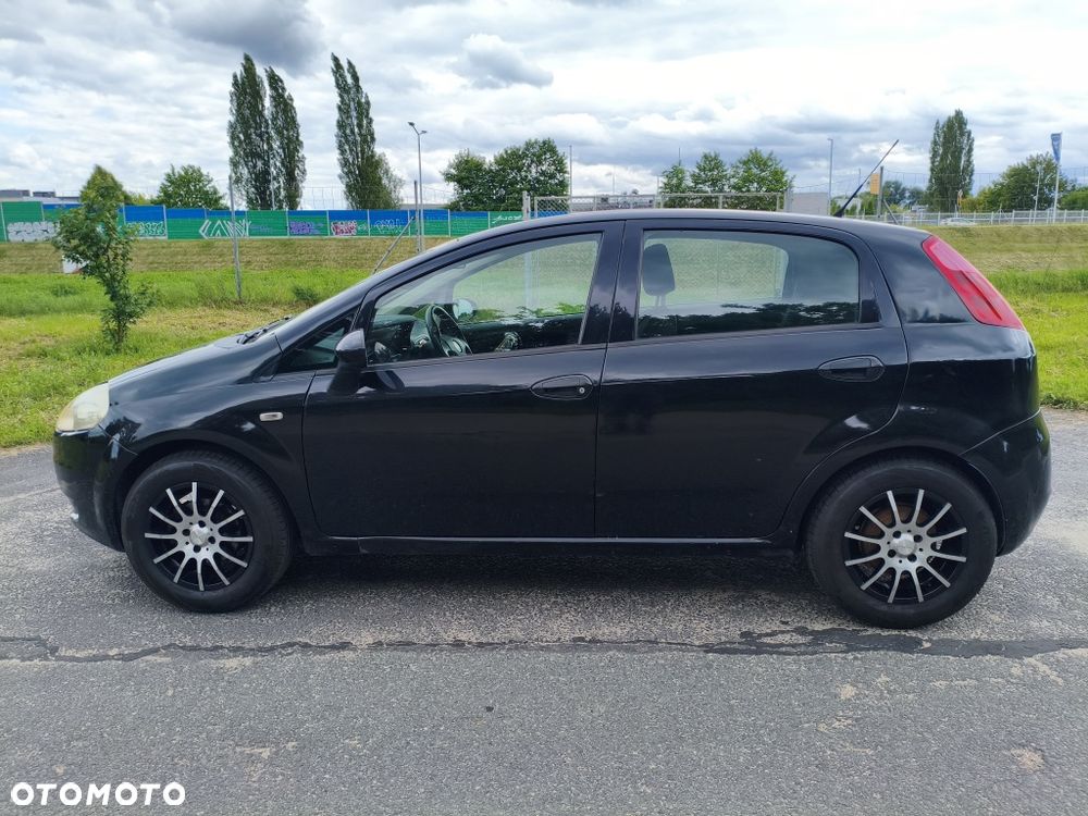 Fiat Grande Punto - 6