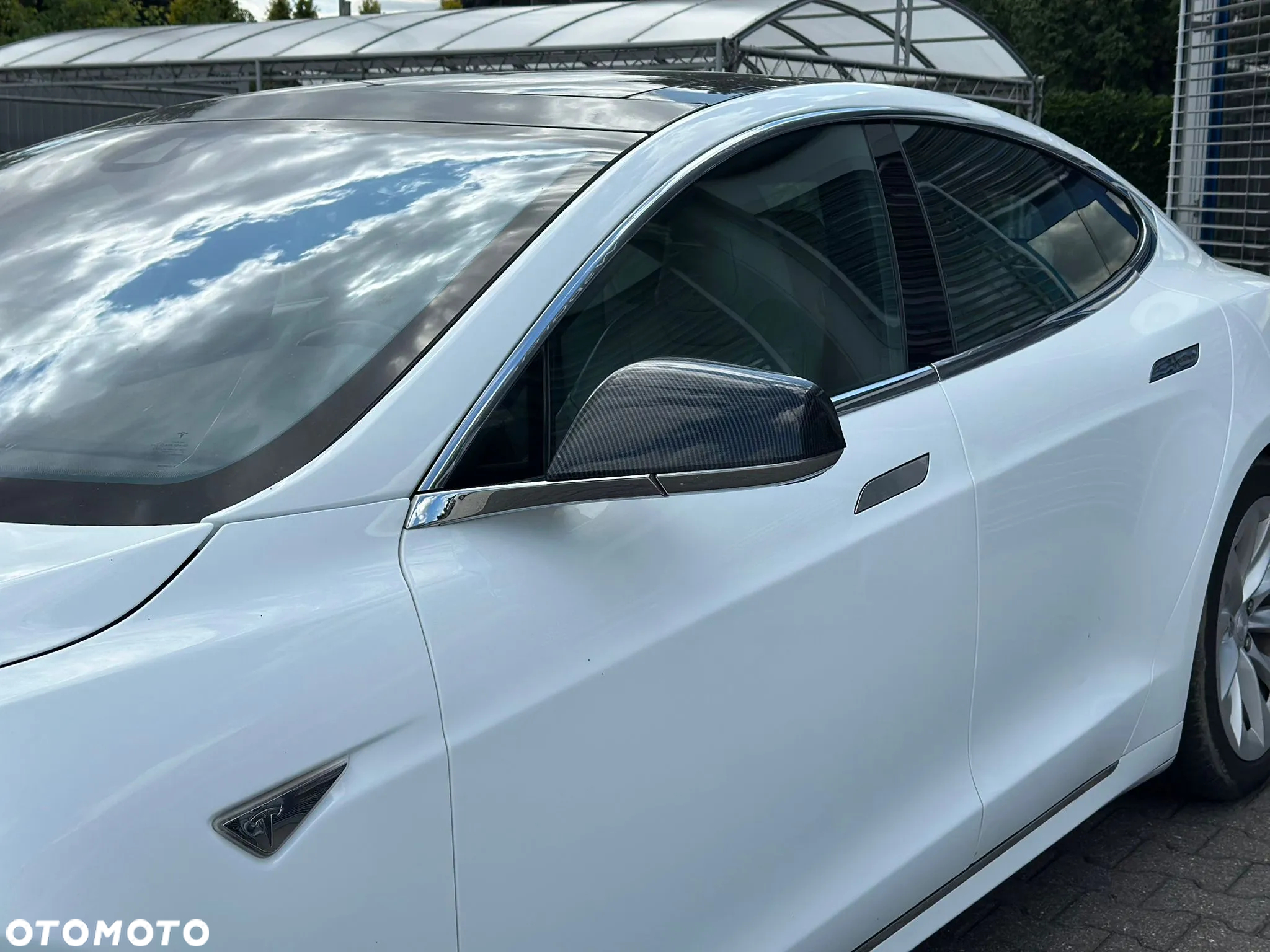 Tesla Model S 90 D - 13