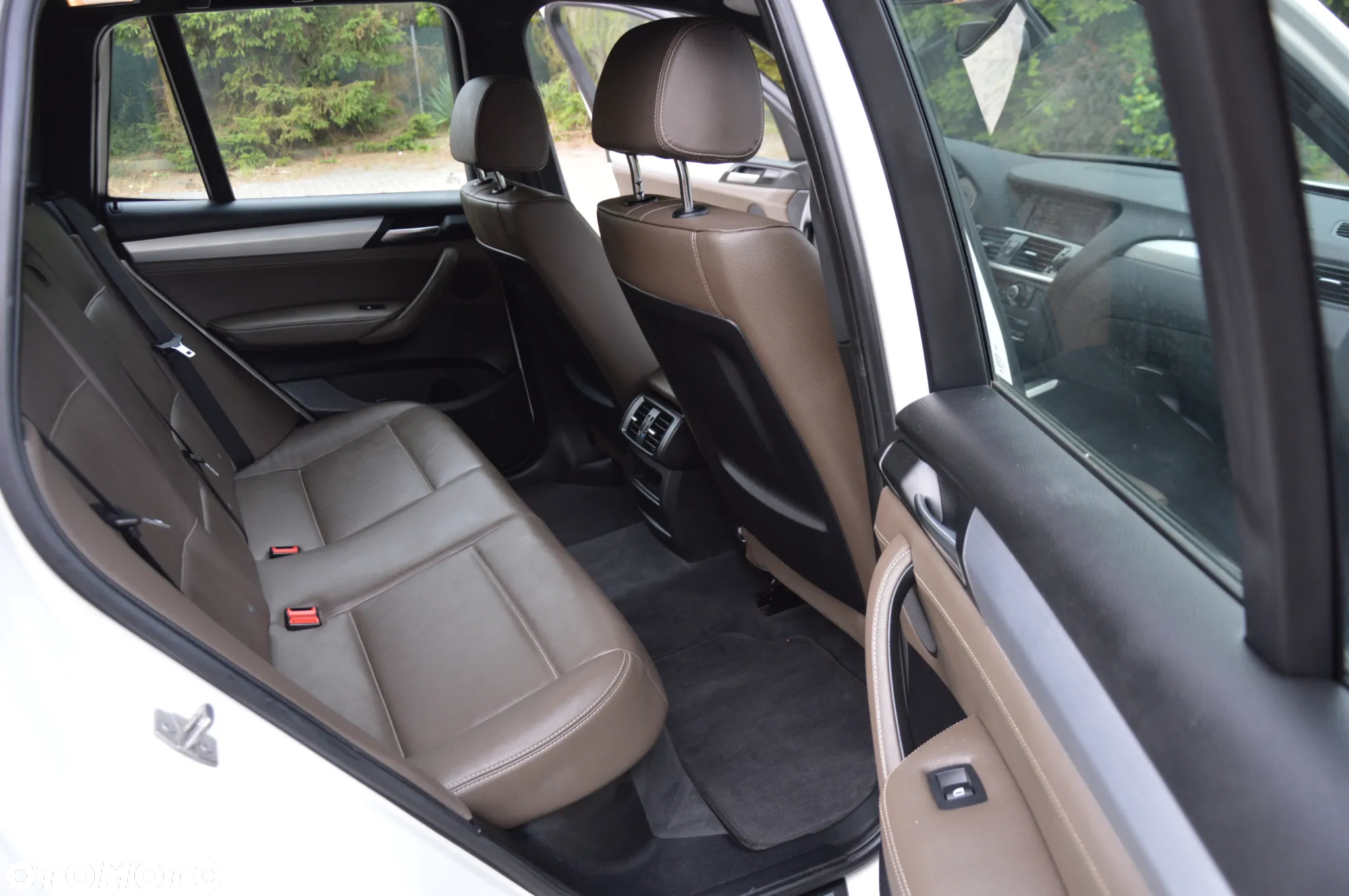 BMW X3 xDrive20d - 16