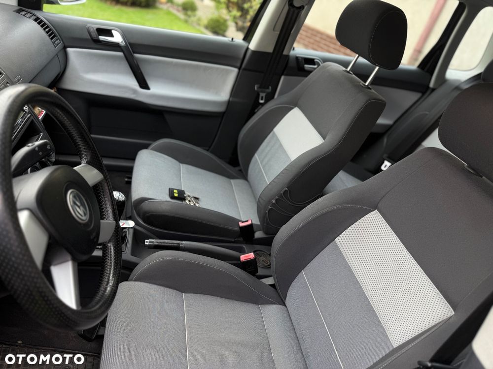 Volkswagen Polo - 10