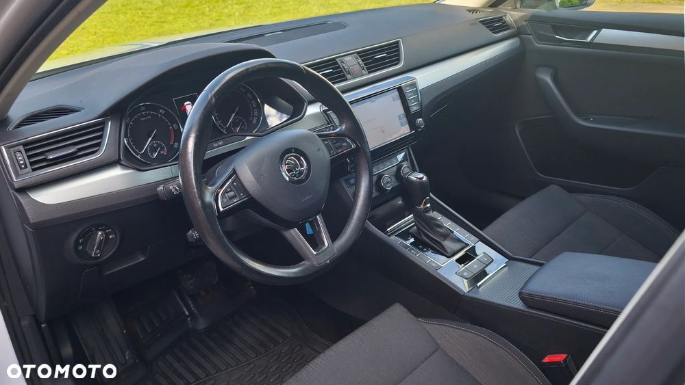 Skoda Superb 2.0 TDI 4x4 DSG Ambition - 16