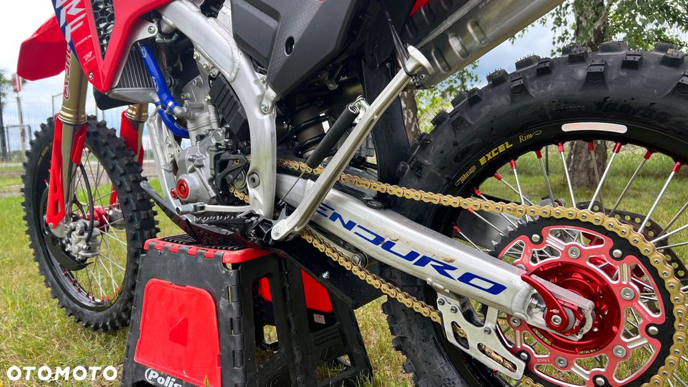 Honda CRF - 7