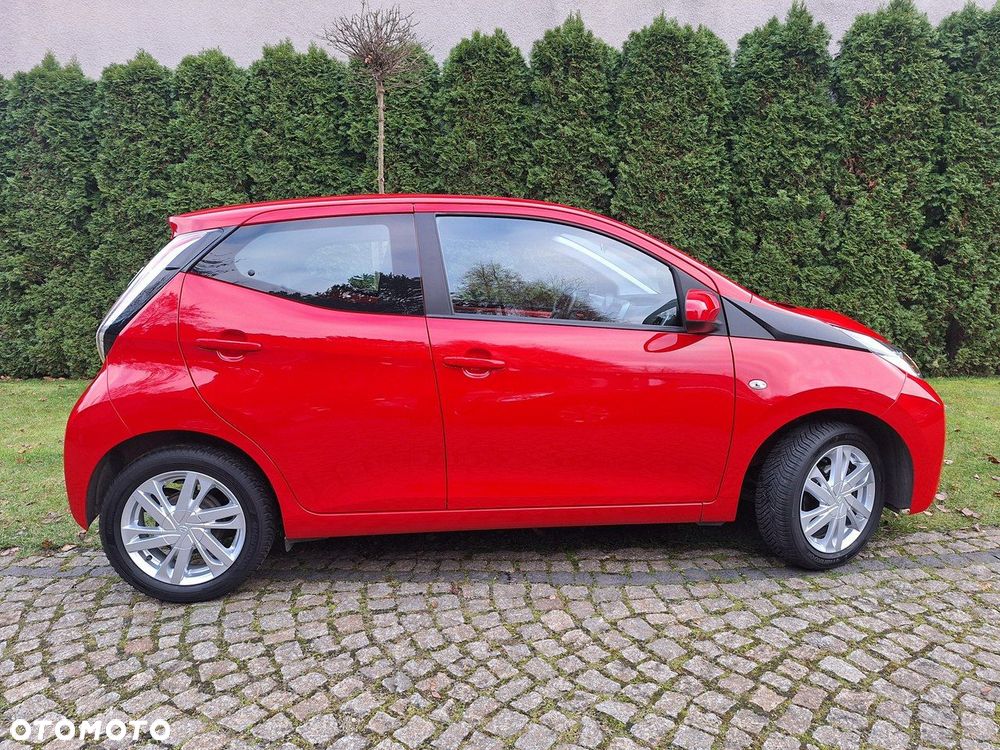 Toyota Aygo x-play touch - 6